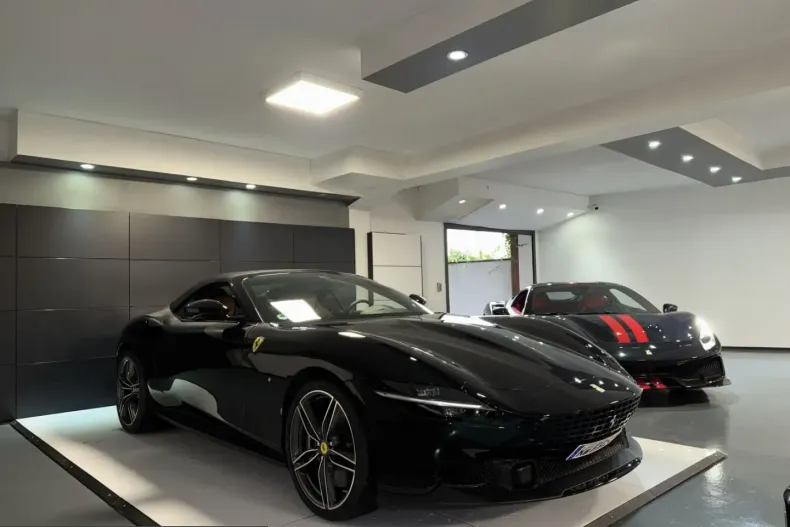 Ferrari Roma din 2024 cu 7.380 km - oferta FER221780 - foto 2