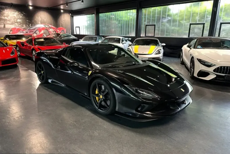 Ferrari F8 din 2023 cu 5.500 km - oferta FER221781 - foto 14