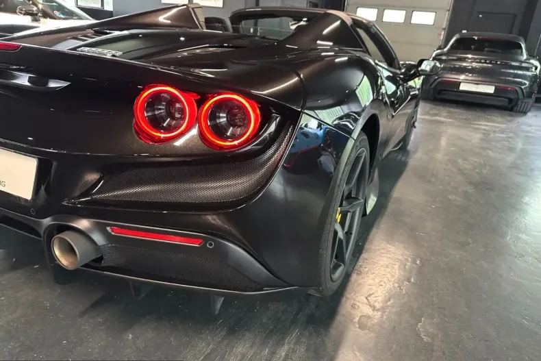 Ferrari F8 din 2023 cu 5.500 km - oferta FER221781 - foto 20