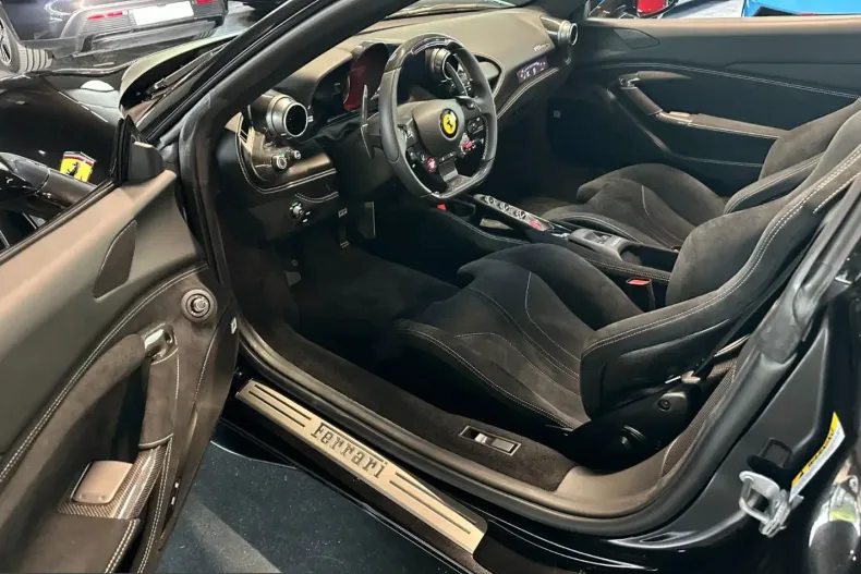Ferrari F8 din 2023 cu 5.500 km - oferta FER221781 - foto 26