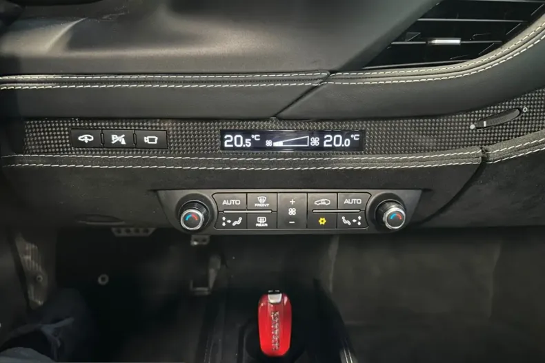 Ferrari F8 din 2023 cu 5.500 km - oferta FER221781 - foto 34