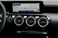 Mercedes-Benz CLA 180 (Clasa CLA) din 2025 cu 30.474 km - oferta MER221782 - foto 7