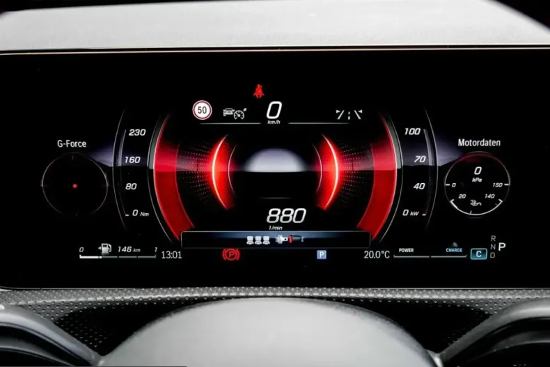 Mercedes-Benz CLA 180 (Clasa CLA) din 2025 cu 30.474 km - oferta MER221782 - foto 12