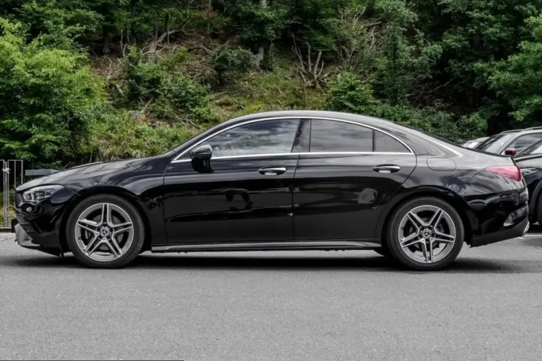 Mercedes-Benz CLA 180 (Clasa CLA) din 2025 cu 30.474 km - oferta MER221782 - foto 20