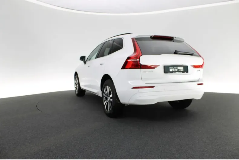 Volvo XC60 din 2022 cu 46.286 km - oferta VOL221785 - foto 2