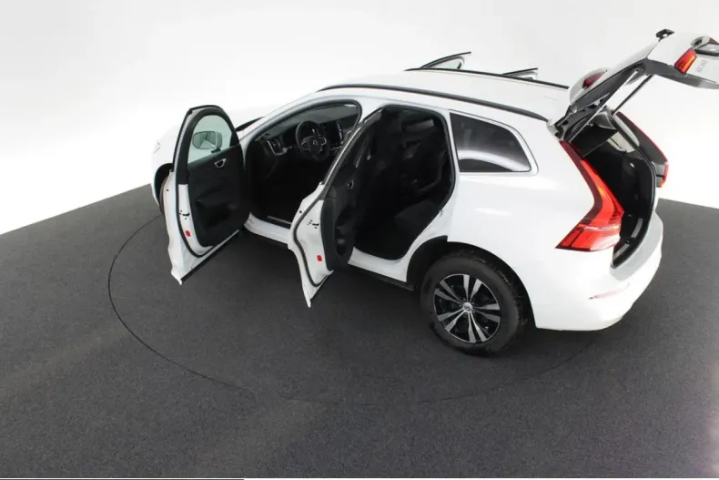 Volvo XC60 din 2022 cu 46.286 km - oferta VOL221785 - foto 24
