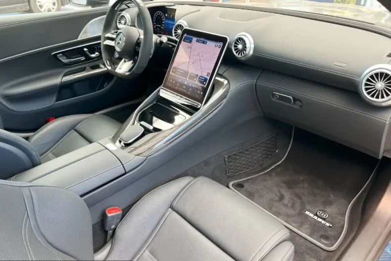 Mercedes-Benz AMG GT (Clasa GT) din 2024 cu 2.900 km - oferta MER221786 - foto 21