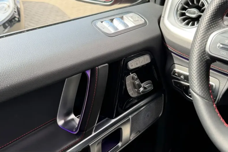 Mercedes-Benz G 500 (Clasa G) din 2022 cu 13.865 km - oferta MER221787 - foto 19