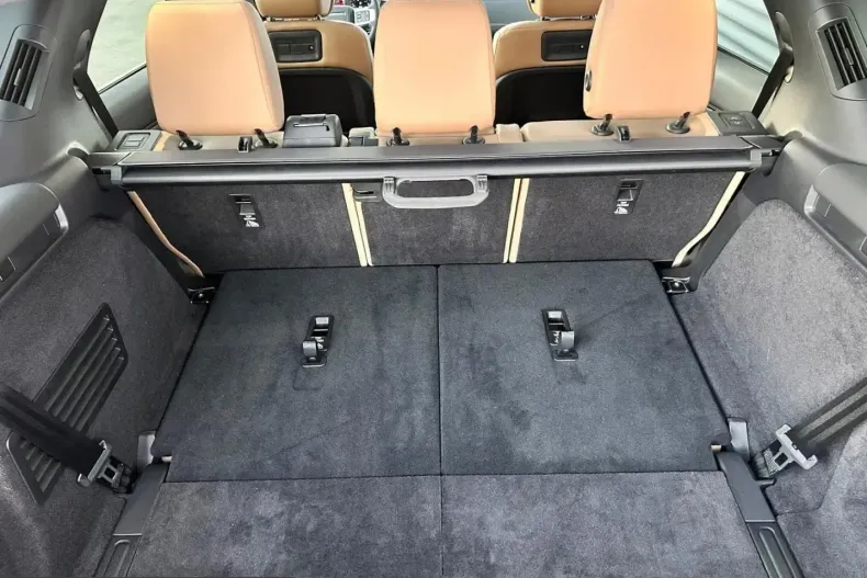 Land Rover Discovery din 2025 cu 10 km - oferta LAN221791 - foto 11