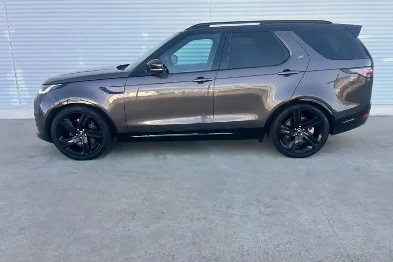 Land Rover Discovery din 2024 cu 71.679 km - oferta LAN221792 - foto 4
