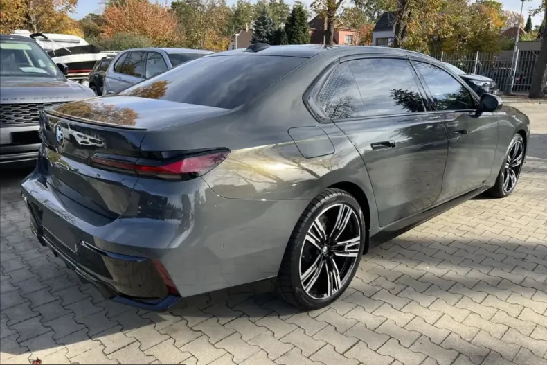 BMW 750 (Seria 7) din 2023 cu 56.000 km - oferta BMW221798 - foto 3
