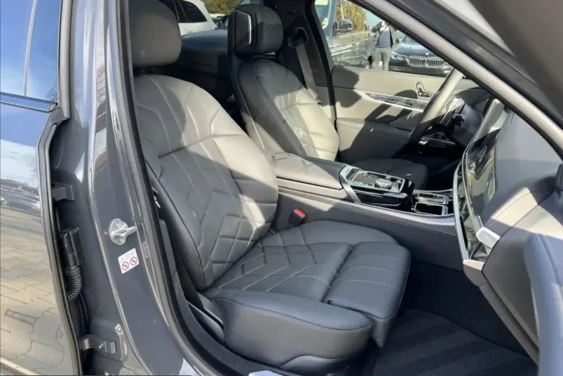 BMW 750 (Seria 7) din 2023 cu 56.000 km - oferta BMW221798 - foto 4