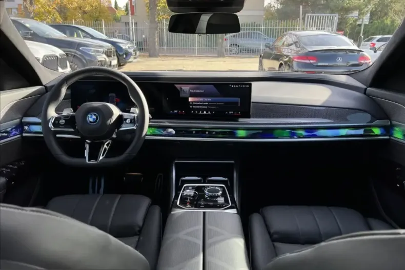BMW 750 (Seria 7) din 2023 cu 56.000 km - oferta BMW221798 - foto 6