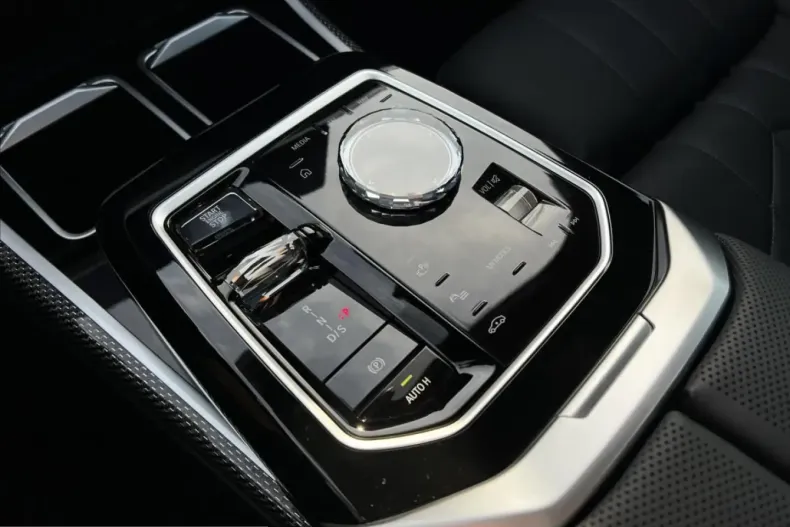 BMW 750 (Seria 7) din 2023 cu 56.000 km - oferta BMW221798 - foto 10