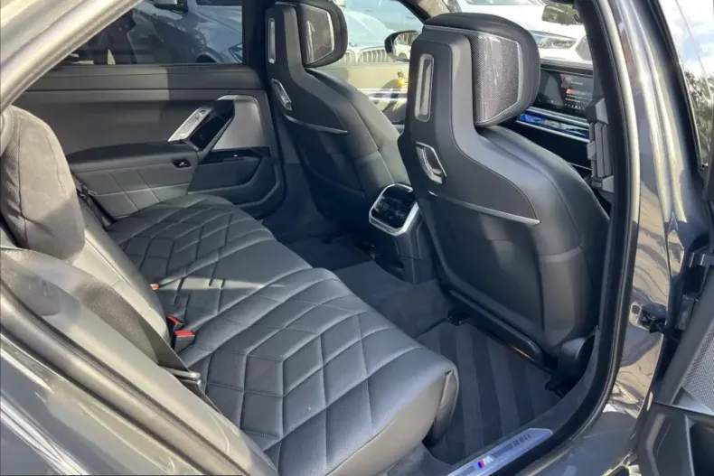 BMW 750 (Seria 7) din 2023 cu 56.000 km - oferta BMW221798 - foto 16