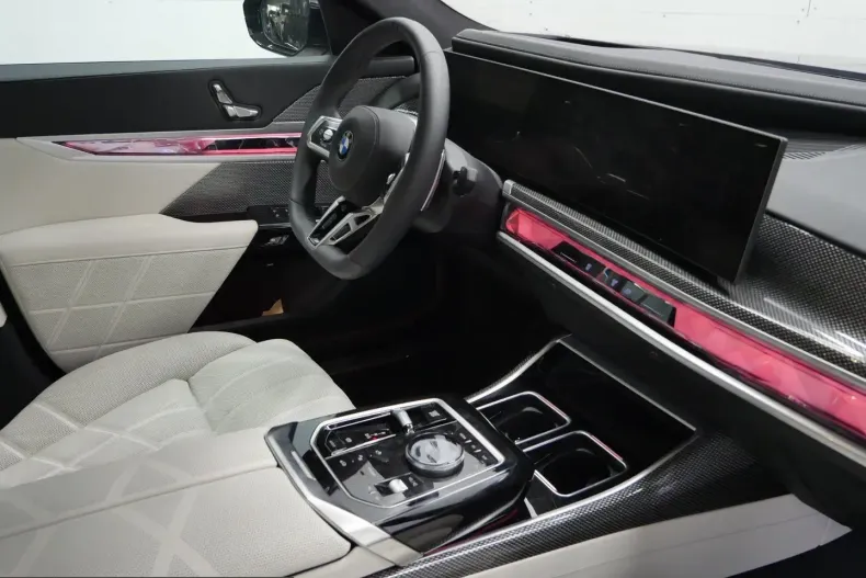 BMW 740 (Seria 7) din 2025 cu 20.000 km - oferta BMW221799 - foto 6