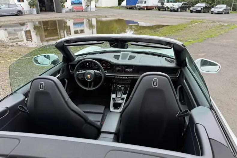 Porsche 992 din 2024 cu 14.900 km - oferta POR221805 - foto 9