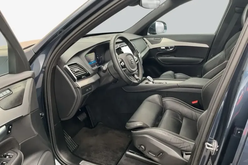 Volvo XC90 din 2023 cu 45.439 km - oferta VOL221806 - foto 10