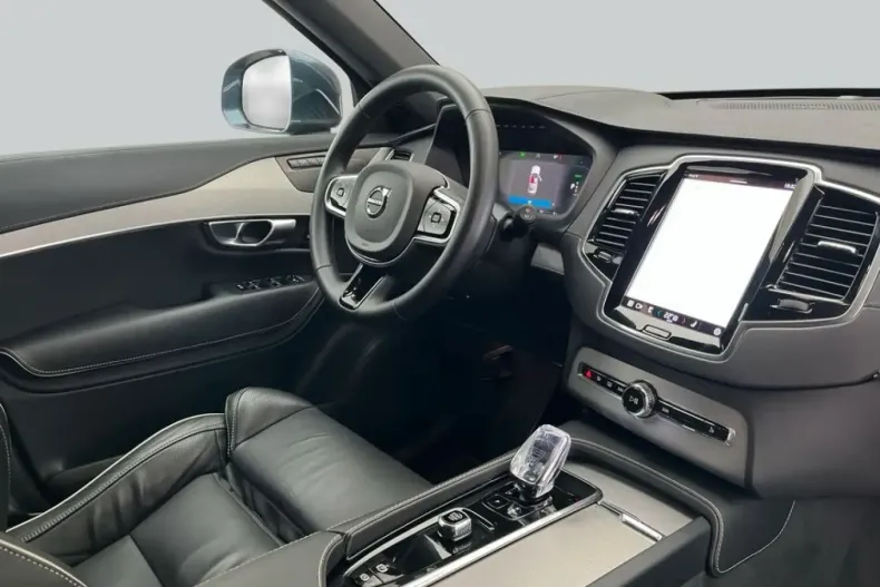 Volvo XC90 din 2023 cu 45.439 km - oferta VOL221806 - foto 16