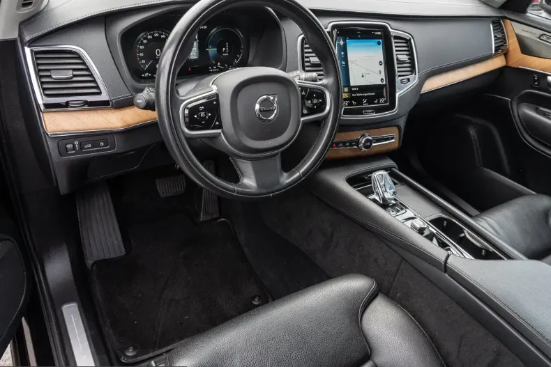Volvo XC90 din 2022 cu 77.981 km - oferta VOL221809 - foto 9