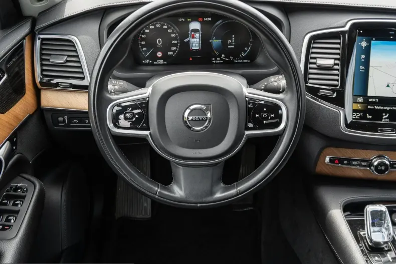 Volvo XC90 din 2022 cu 77.981 km - oferta VOL221809 - foto 11