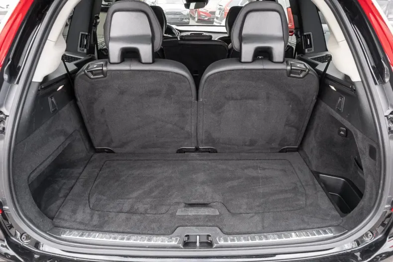 Volvo XC90 din 2022 cu 77.981 km - oferta VOL221809 - foto 17