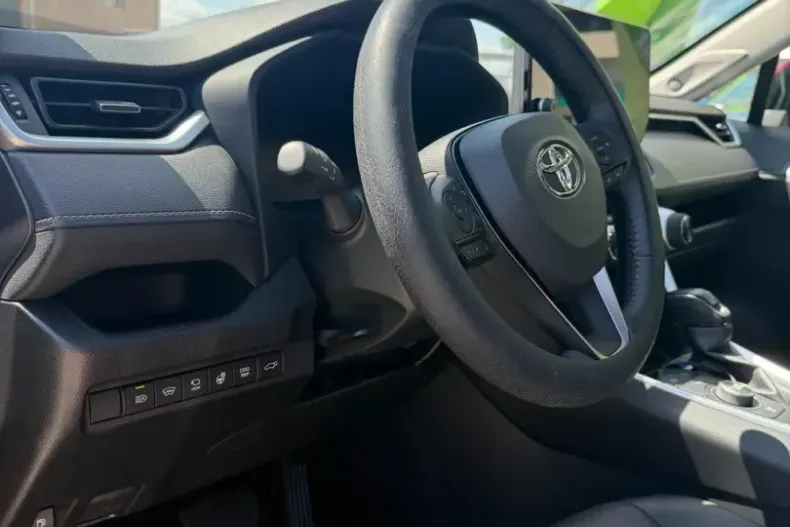 Toyota RAV4 din 2024 cu 20.000 km - oferta TOY221811 - foto 2