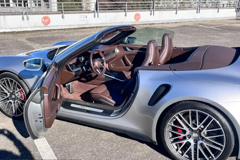 Porsche 911 din 2022 cu 38.275 km - oferta POR221824 - foto 2