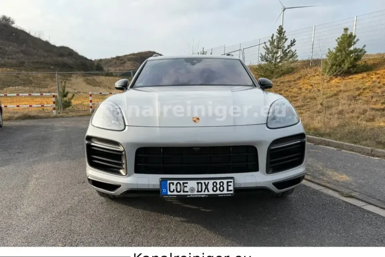Porsche Cayenne din 2021 cu 71.420 km - oferta POR221827 - foto 3