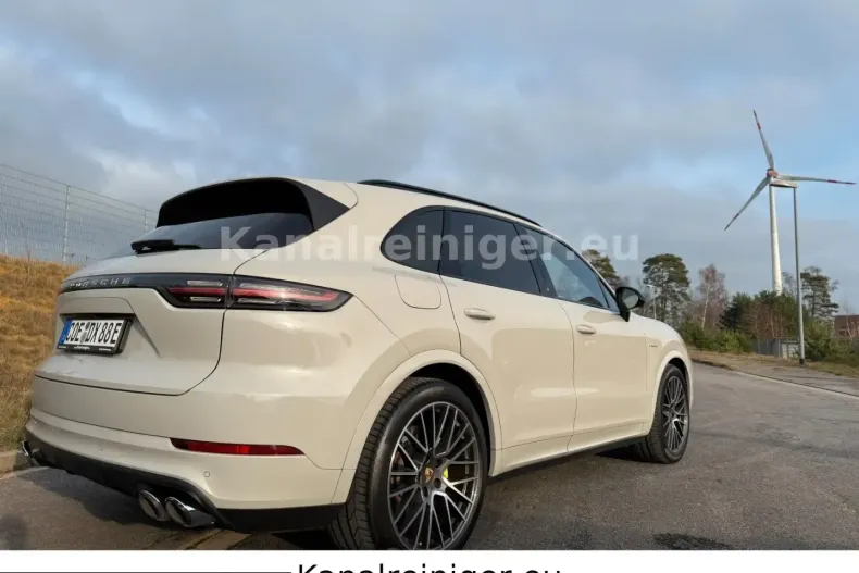 Porsche Cayenne din 2021 cu 71.420 km - oferta POR221827 - foto 7