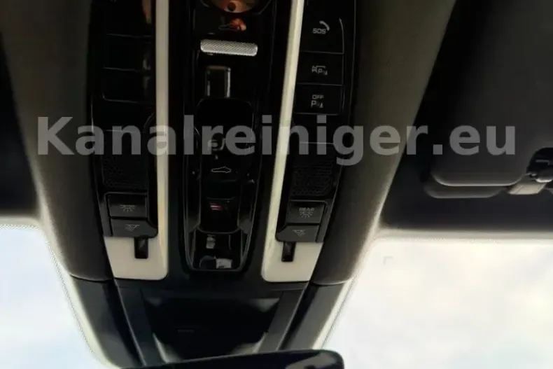 Porsche Cayenne din 2021 cu 71.420 km - oferta POR221827 - foto 17