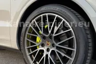 Porsche Cayenne din 2021 cu 71.420 km - oferta POR221827 - foto 24