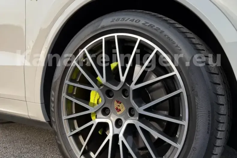 Porsche Cayenne din 2021 cu 71.420 km - oferta POR221827 - foto 24