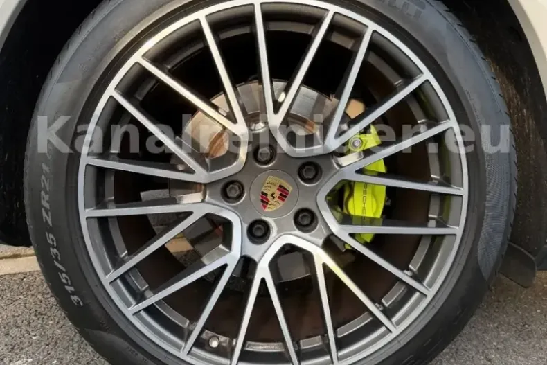 Porsche Cayenne din 2021 cu 71.420 km - oferta POR221827 - foto 26