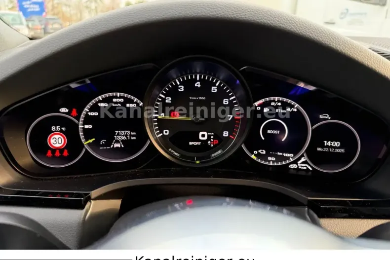 Porsche Cayenne din 2021 cu 71.420 km - oferta POR221827 - foto 30