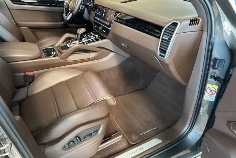 Porsche Cayenne din 2022 cu 34.510 km - oferta POR221830 - foto 20