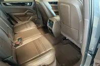 Porsche Cayenne din 2022 cu 34.510 km - oferta POR221830 - foto 23