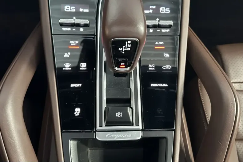 Porsche Cayenne din 2022 cu 34.510 km - oferta POR221830 - foto 30