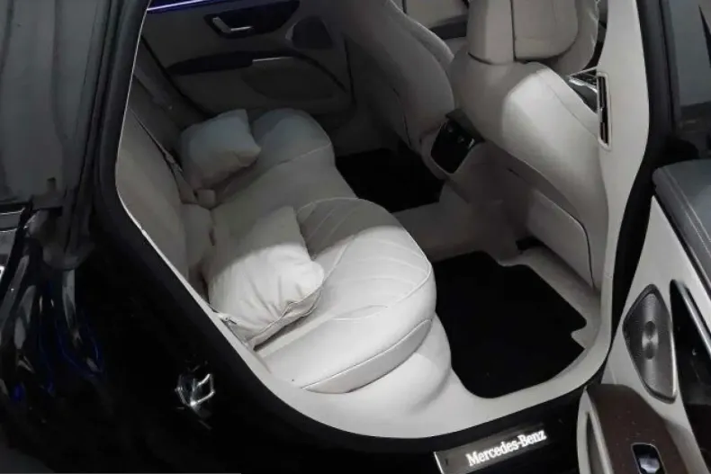 Mercedes-Benz EQS din 2024 cu 30.000 km - oferta MER221834 - foto 8