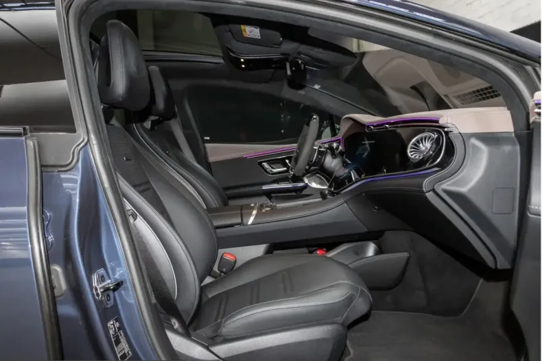 Mercedes-Benz EQE din 2025 cu 5.500 km - oferta MER221838 - foto 2