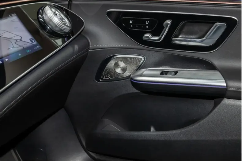 Mercedes-Benz EQE din 2025 cu 5.500 km - oferta MER221838 - foto 13