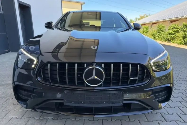 Mercedes-Benz E 53 AMG (Clasa E) din 2022 cu 59.816 km - oferta MER221839 - foto 3