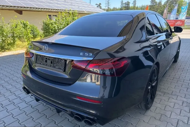 Mercedes-Benz E 53 AMG (Clasa E) din 2022 cu 59.816 km - oferta MER221839 - foto 6