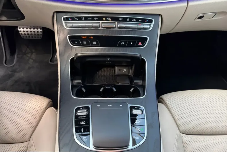 Mercedes-Benz E 53 AMG (Clasa E) din 2023 cu 63.541 km - oferta MER221840 - foto 15