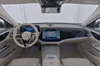 Mercedes-Benz E 300 (Clasa E) din 2025 cu 11.500 km - oferta MER221841 - foto 5