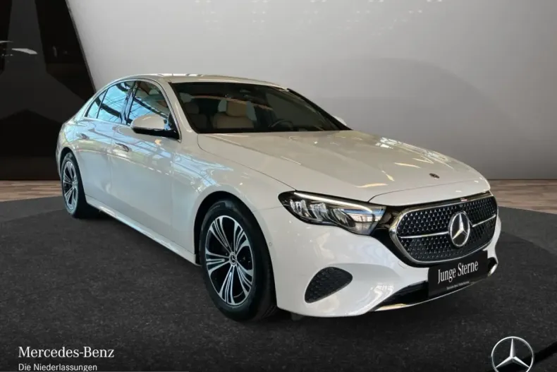 Mercedes-Benz E 200 (Clasa E) din 2025 cu 5.844 km - oferta MER221842 - foto 1