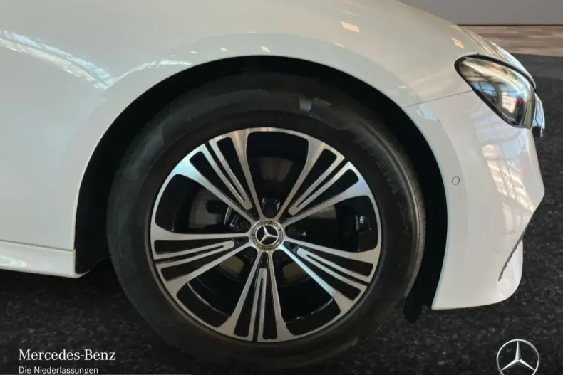 Mercedes-Benz E 200 (Clasa E) din 2025 cu 5.844 km - oferta MER221842 - foto 4