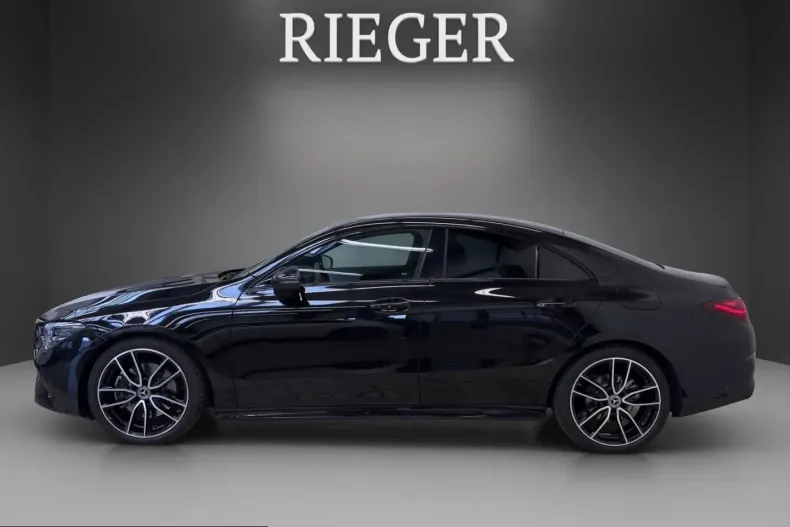 Mercedes-Benz CLA 200 (Clasa CLA) din 2025 cu 12.052 km - oferta MER221847 - foto 5