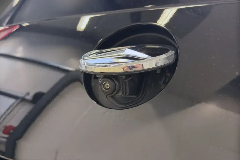 Mercedes-Benz CLA 200 (Clasa CLA) din 2025 cu 12.052 km - oferta MER221847 - foto 16