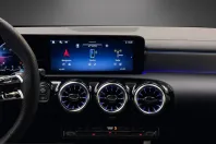 Mercedes-Benz CLA 200 (Clasa CLA) din 2025 cu 12.052 km - oferta MER221847 - foto 17
